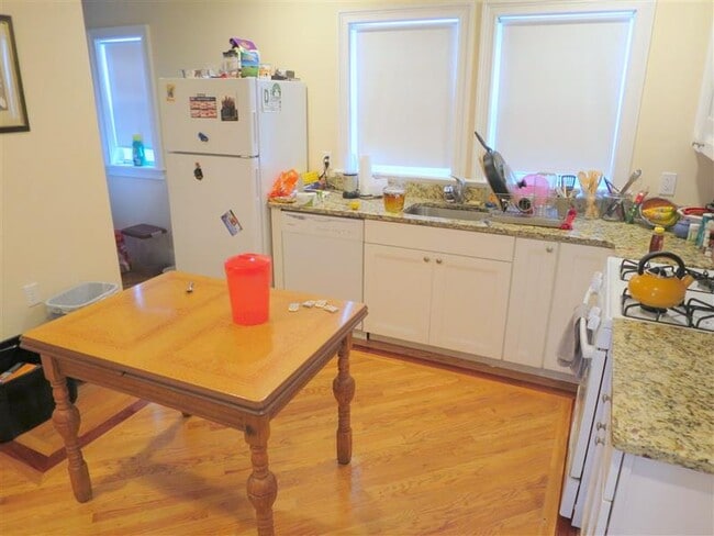 Photo - 2 Edgar Ct Unit 1