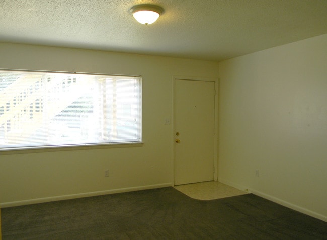 Photo - Deerfield Apartments