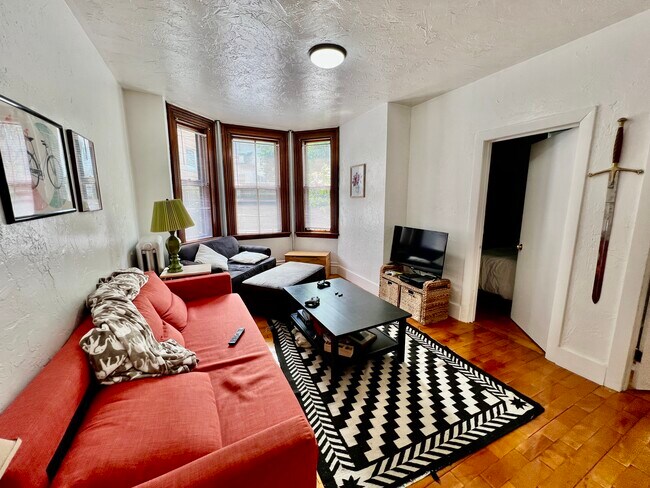 Photo - 4 Adella Pl Apartments Unit 1