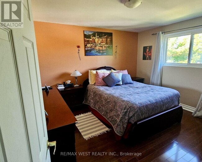 Photo - 516 Harris Ct
