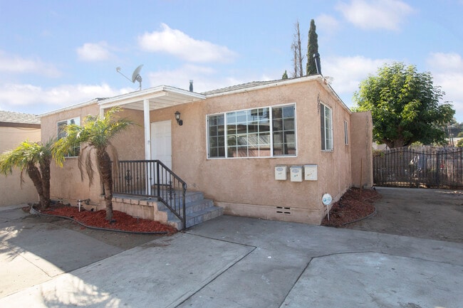 Building Photo - 3317 L St