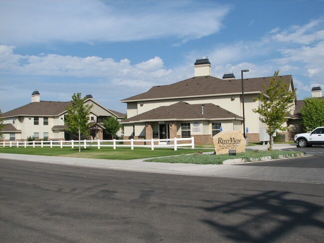 Riverview Apartments - Riverview Apartments