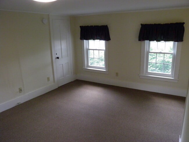Photo - 47 Spring St Unit 2b