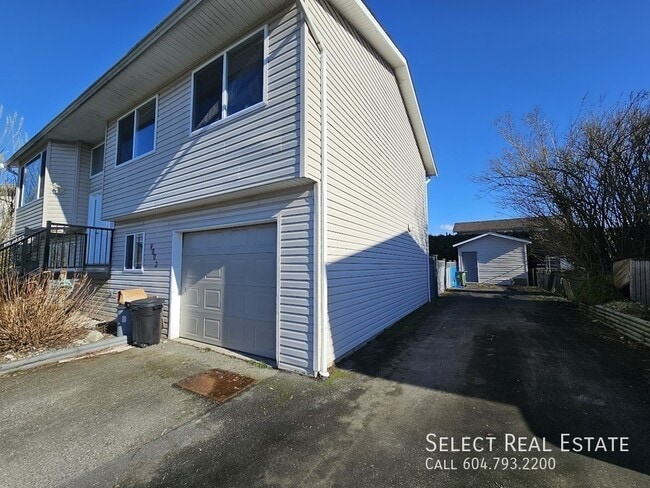 Photo - 9002 Ashwell Rd