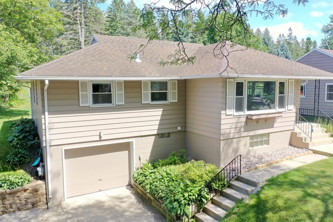 Building Photo - 1452 13th Ave NW