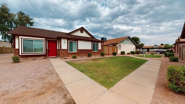 Photo - 1055 N Recker Rd