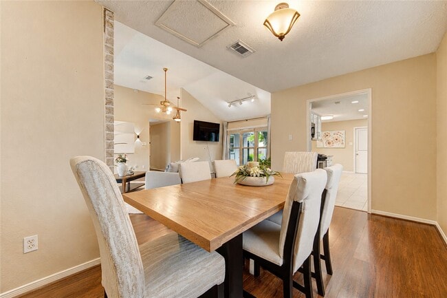 Photo - 7023 Brockington Dr