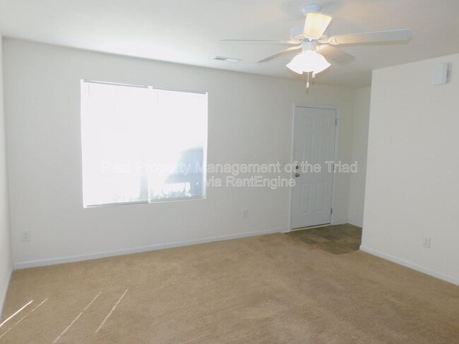 Photo - 1405 Asher Downs Dr