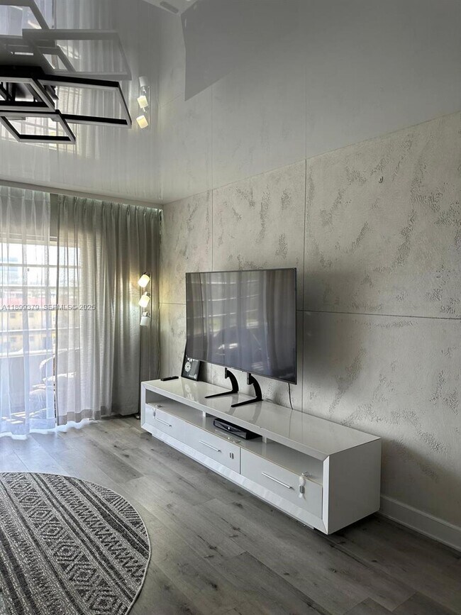 Photo - 20201 NE 29th Ct Unit D335