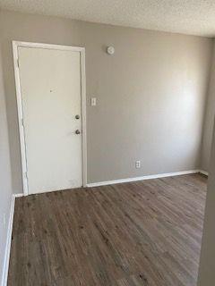 Photo - 5433 Encino Rd