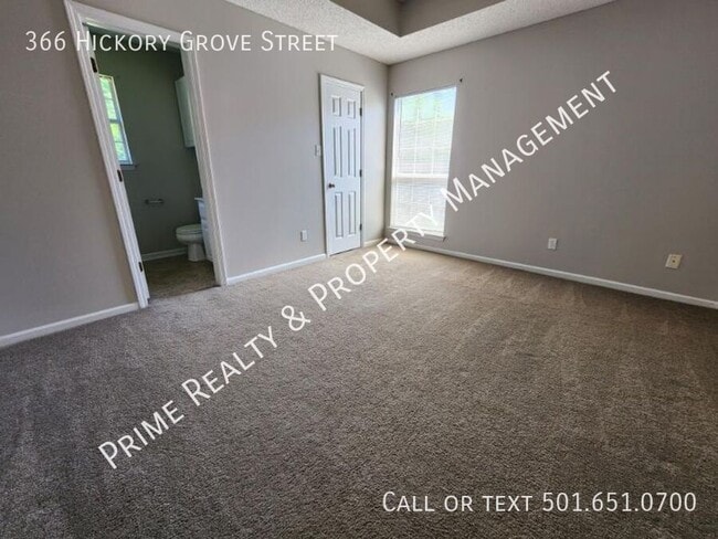 Photo - 366 Hickory Grove St
