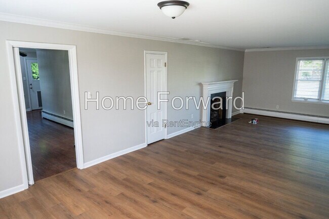 Photo - 517 N 3rd St