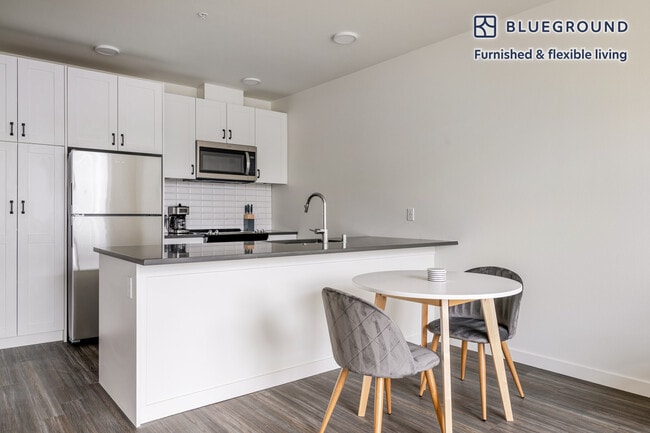 Photo - 1000 E Yesler Wy Unit FL8-ID847