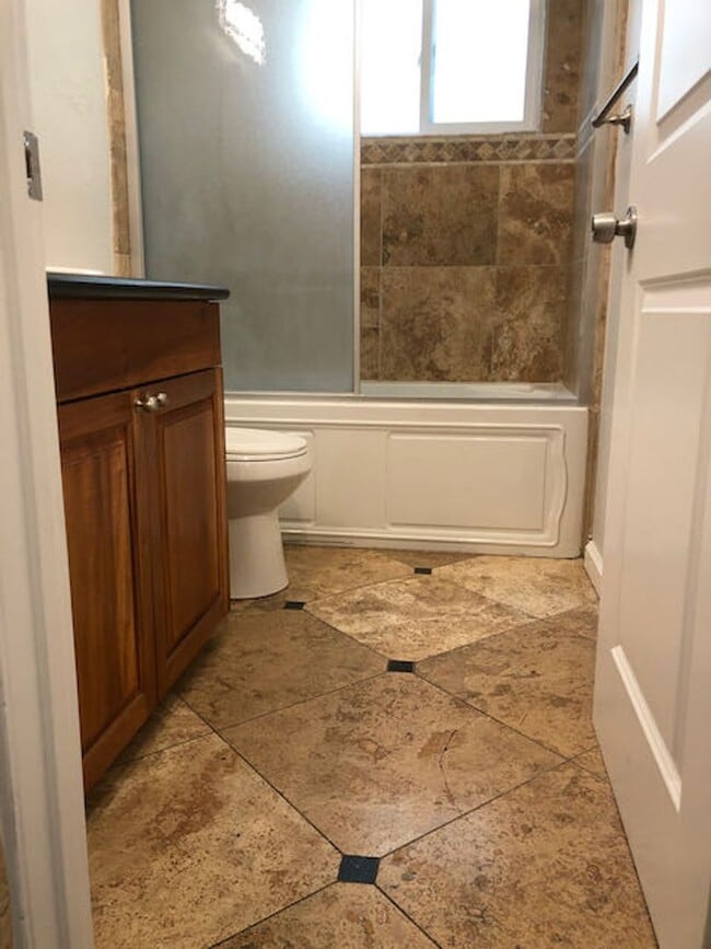 Photo - 1bed 1bath Apartment Unit 1525-A