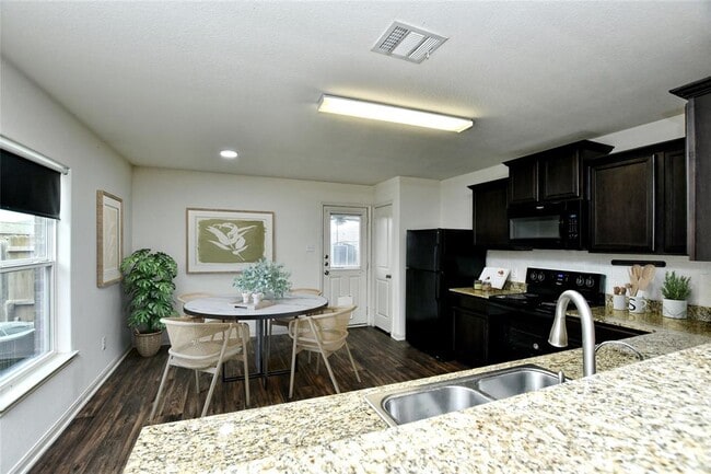 Photo - 104 Independence Ave