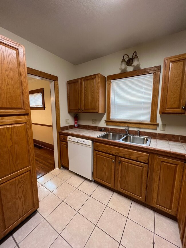 Photo - 534 E Prospect St