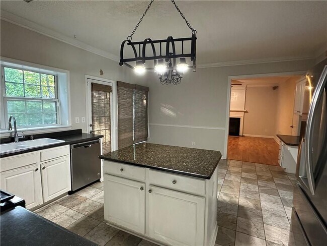 Photo - 7235 Treyburn Dr