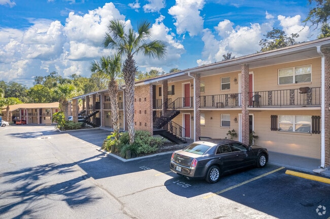 Photo - Creekside Condos