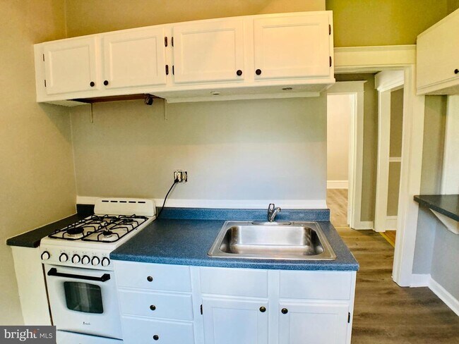 Photo - 303 Kenny St Unidad D