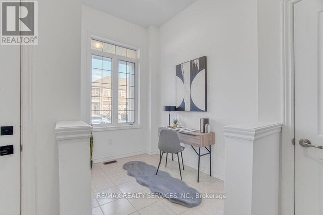 Photo - 9 Copeman Ave