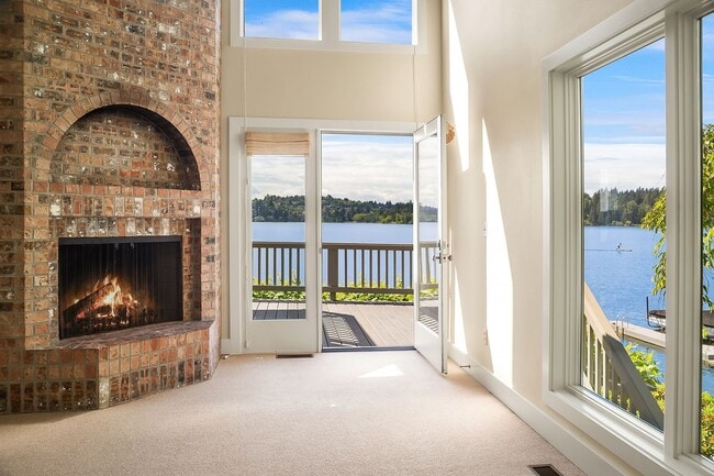 Photo - 3bd/3.5ba Mercer Island Home