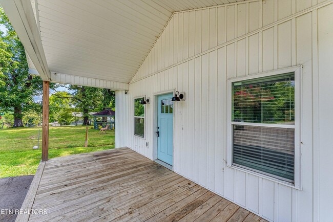 Photo - 5004 Knoxwood Dr