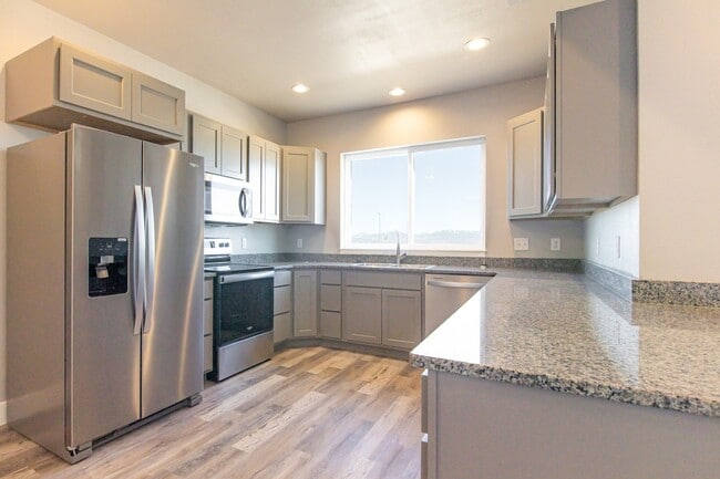 Photo - 2300 Deerfield Ln