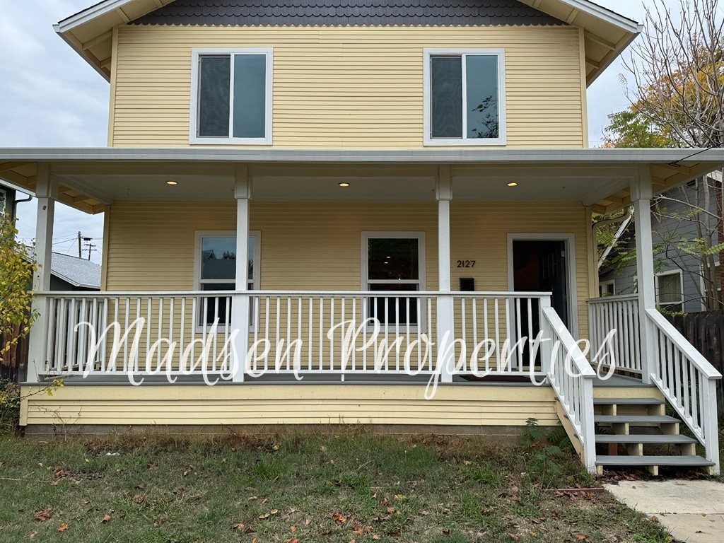 Photo - 2127 Hewitt Ave