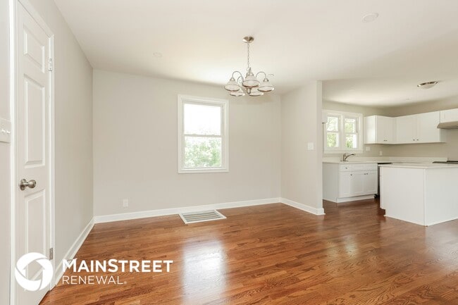 Photo - 606 Tuckahoe Dr