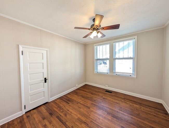 Photo - West Asheville Cottage-Long Term Rental