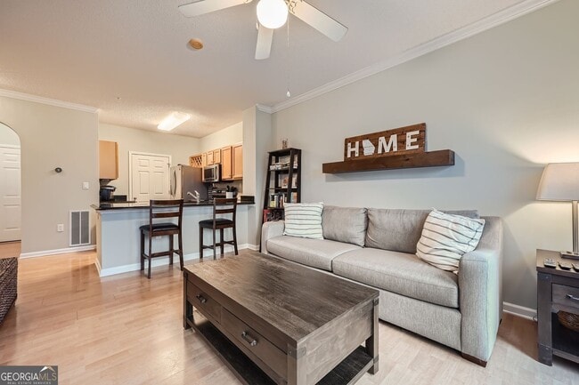 Photo - 4333 Dunwoody Park