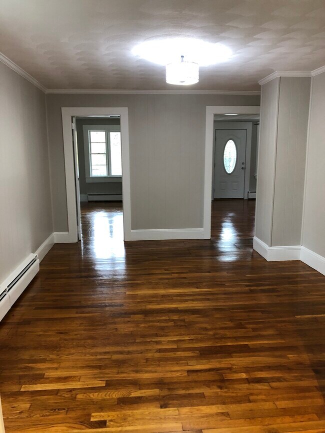 Dining room - 533 Washington St Unidad 1