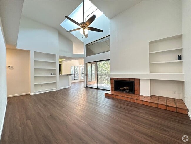 Building Photo - 4711 Spicewood Springs Rd Unit 213 Rental
