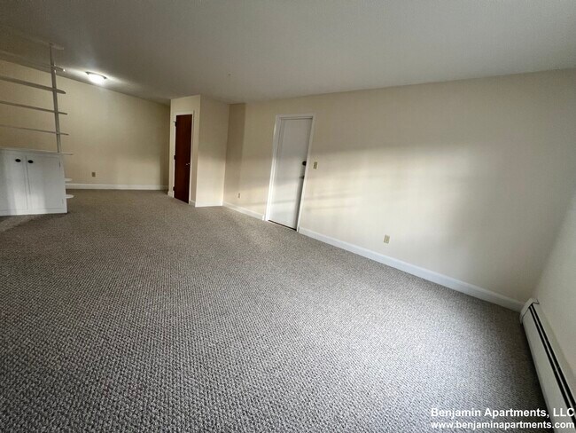 Photo - 1 Brattle Dr Unit 6