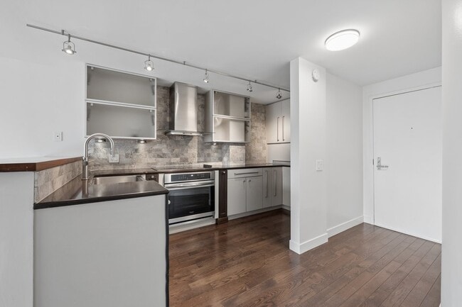 Photo - 1221 N Dearborn St Unit 602S