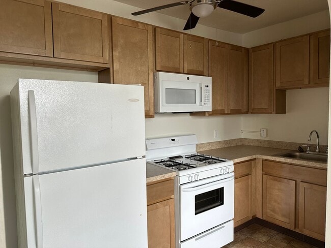 Photo - 1722 W Market St Unit 2