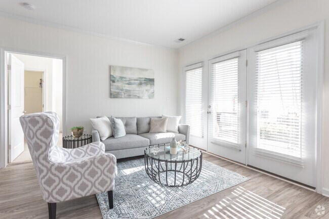 2BR,2BA,-1099SF, The Foxtail