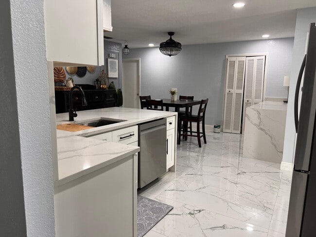 Photo - 165 NW 78th Ave