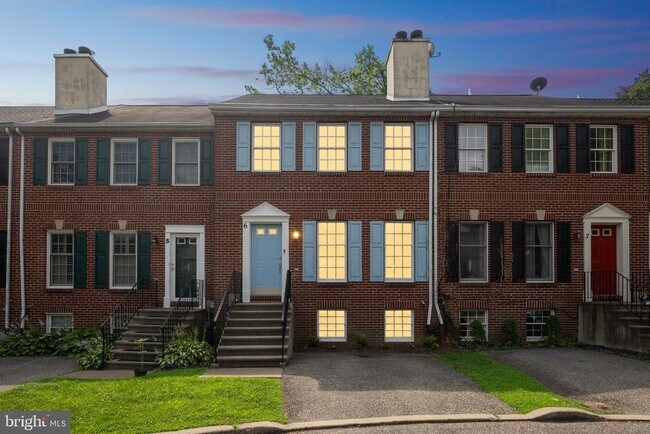 Photo - 5400 Wissahickon Ave