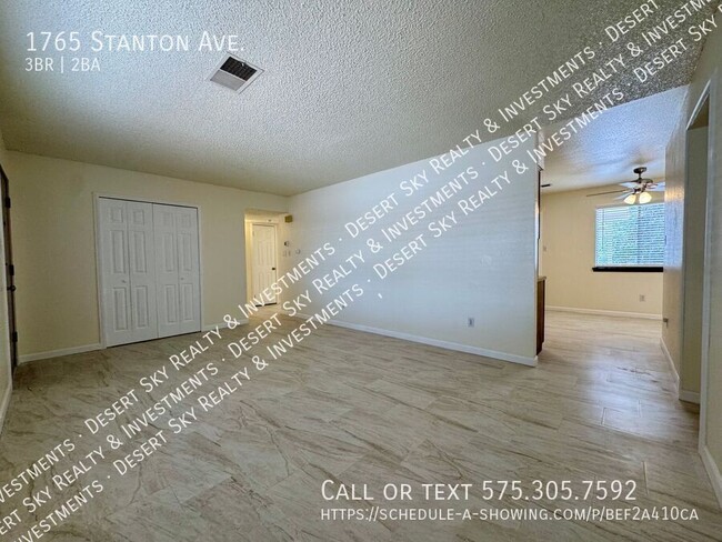 Photo - 1765 Stanton Ave