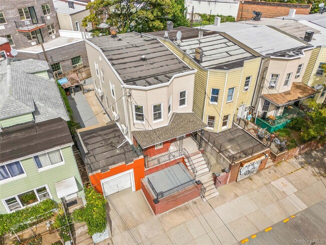 Photo - 96-29 Corona Ave. Unidad 2R