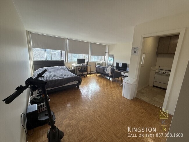 Building Photo - 1455 Commonwealth Ave Unit 514R