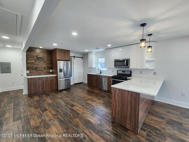 105 Summit Ave