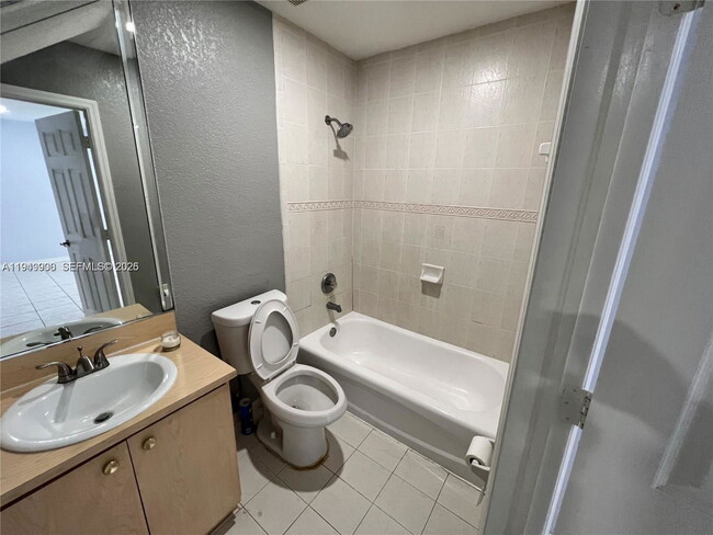 Photo - 10644 NW 87th Ct