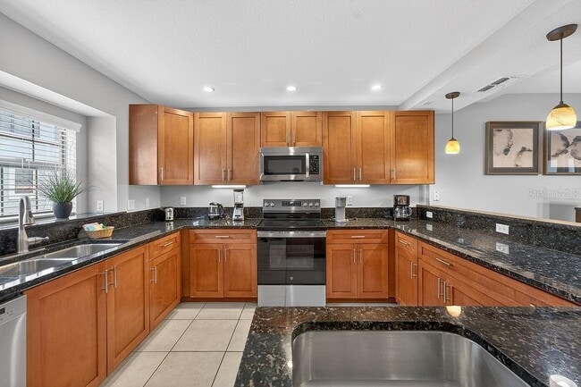 Photo - 14525 Damai Ln