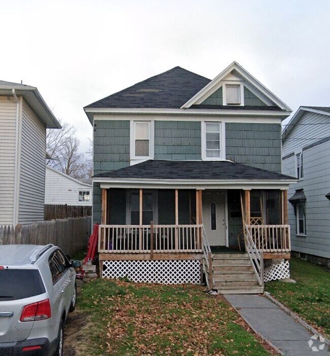 Building Photo - 3 Bedroom | 1 Bathroom | $1,600 Rental
