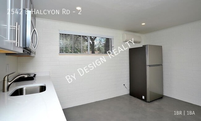 Photo - Hedrick Acreage 1 Bed 1 Bath Guest House - Recent Remodel