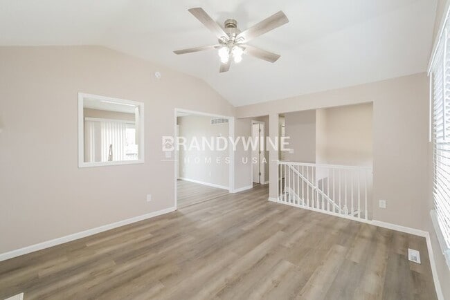 Photo - 918 SE Kingscross Rd