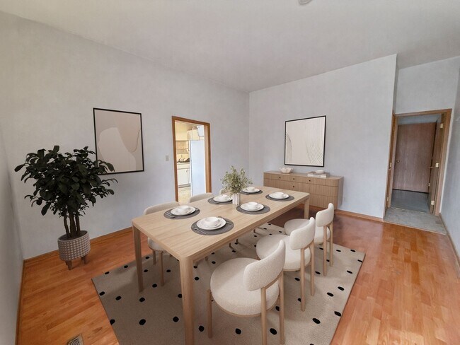 Photo - 5212 Lincoln Way