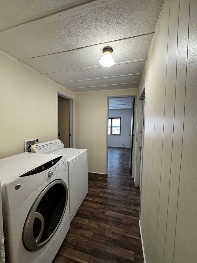 Photo - 19 Griffin Ln